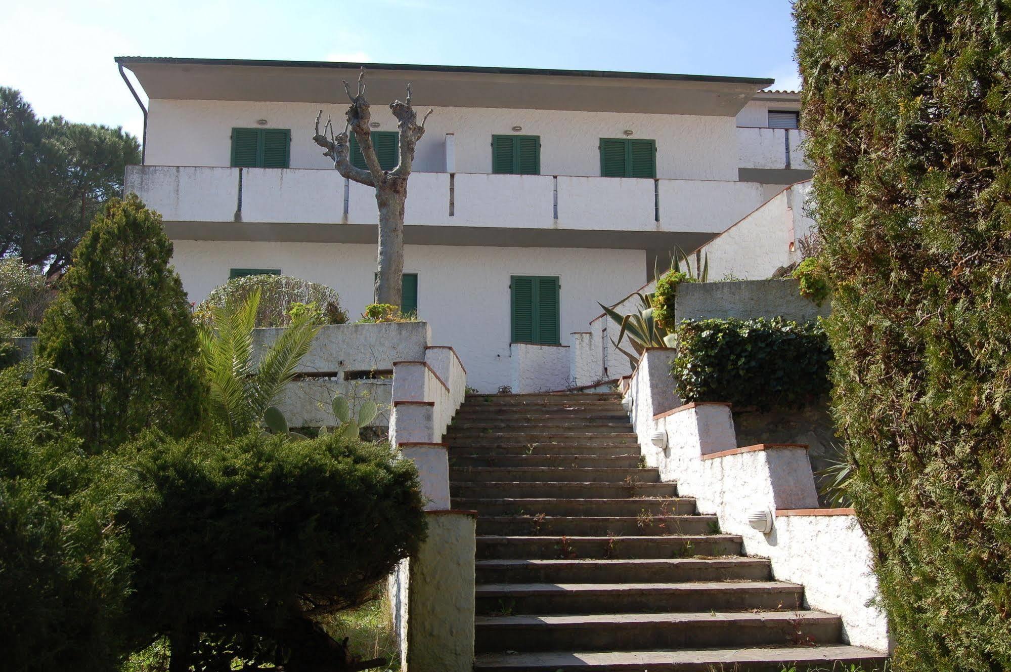 Hotel Marelba Cavo Esterno foto