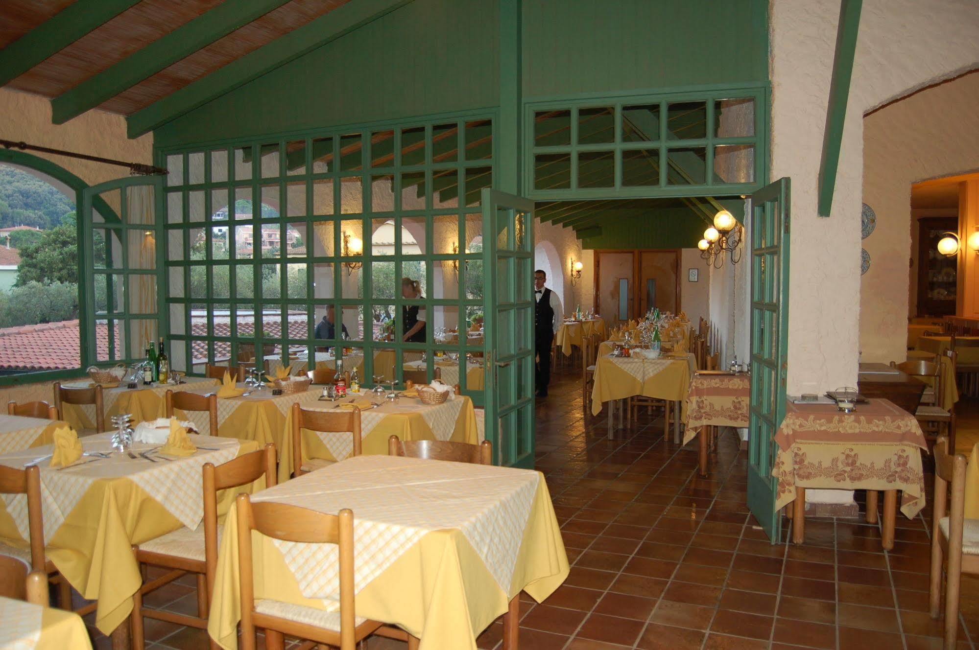 Hotel Marelba Cavo Esterno foto