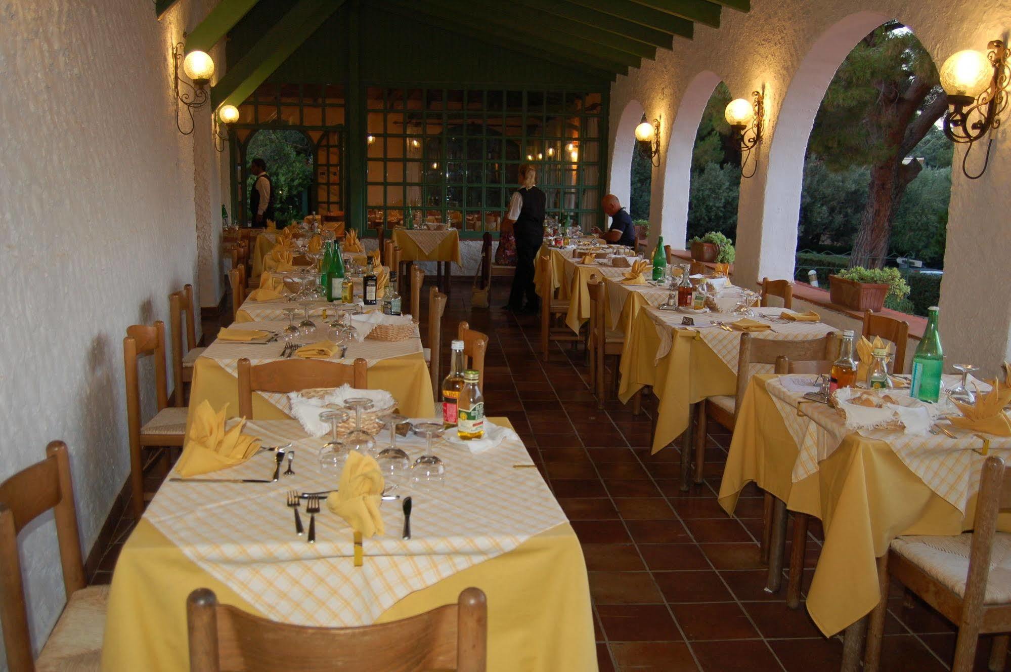 Hotel Marelba Cavo Esterno foto