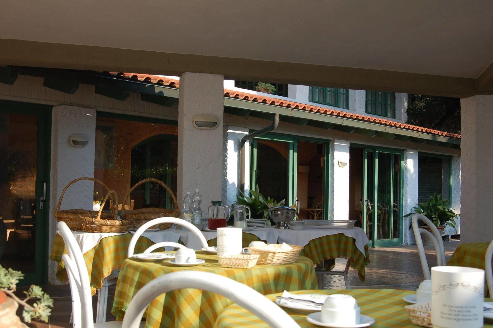 Hotel Marelba Cavo Esterno foto